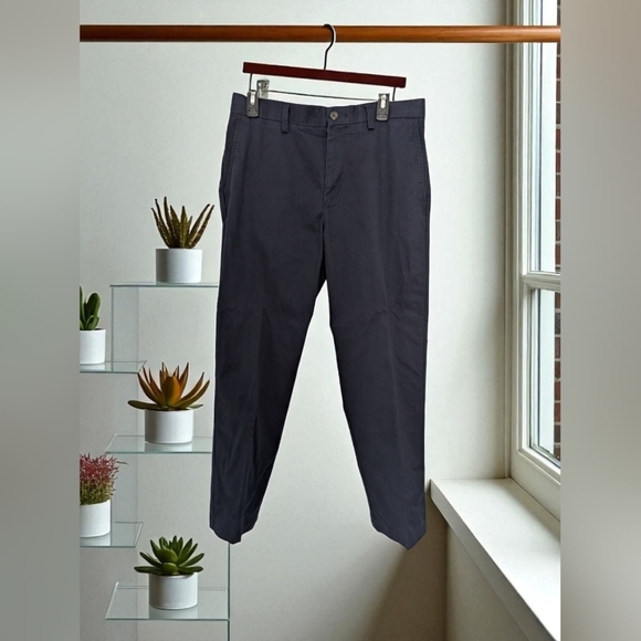 Croft & Barrow Men's Navy Chinos Size 33x32 (EUC) - Picture 2 of 10